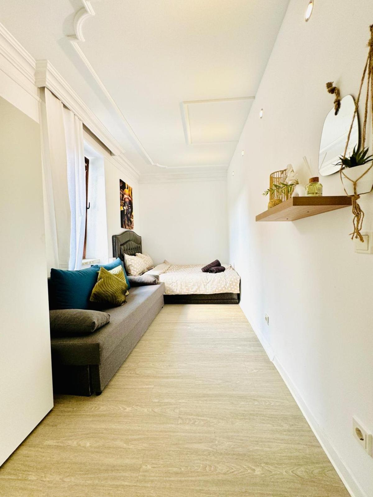 Very Spacious Apartment For Up To 7P With Great Location Wiedeń Zewnętrze zdjęcie
