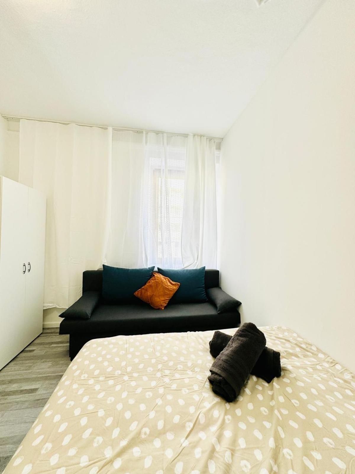 Very Spacious Apartment For Up To 7P With Great Location Wiedeń Zewnętrze zdjęcie