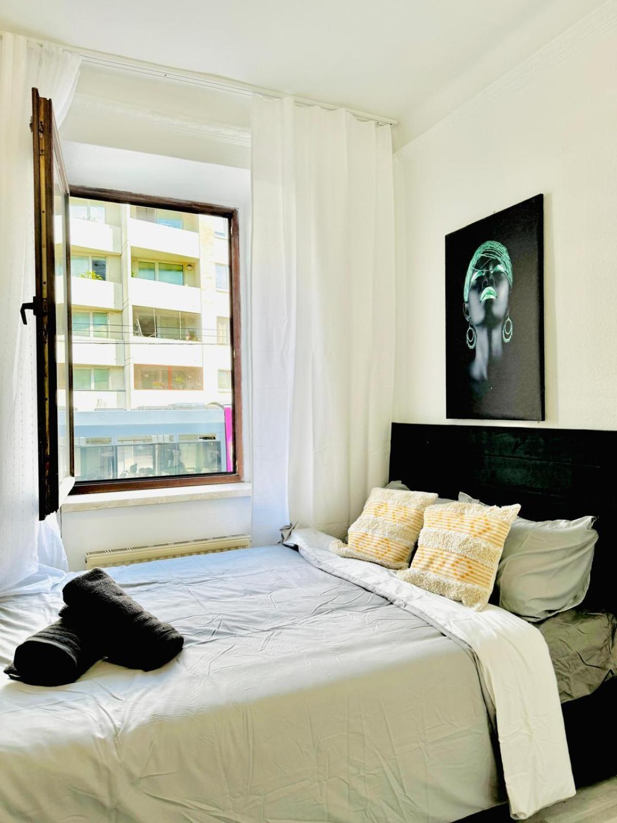 Very Spacious Apartment For Up To 7P With Great Location Wiedeń Zewnętrze zdjęcie