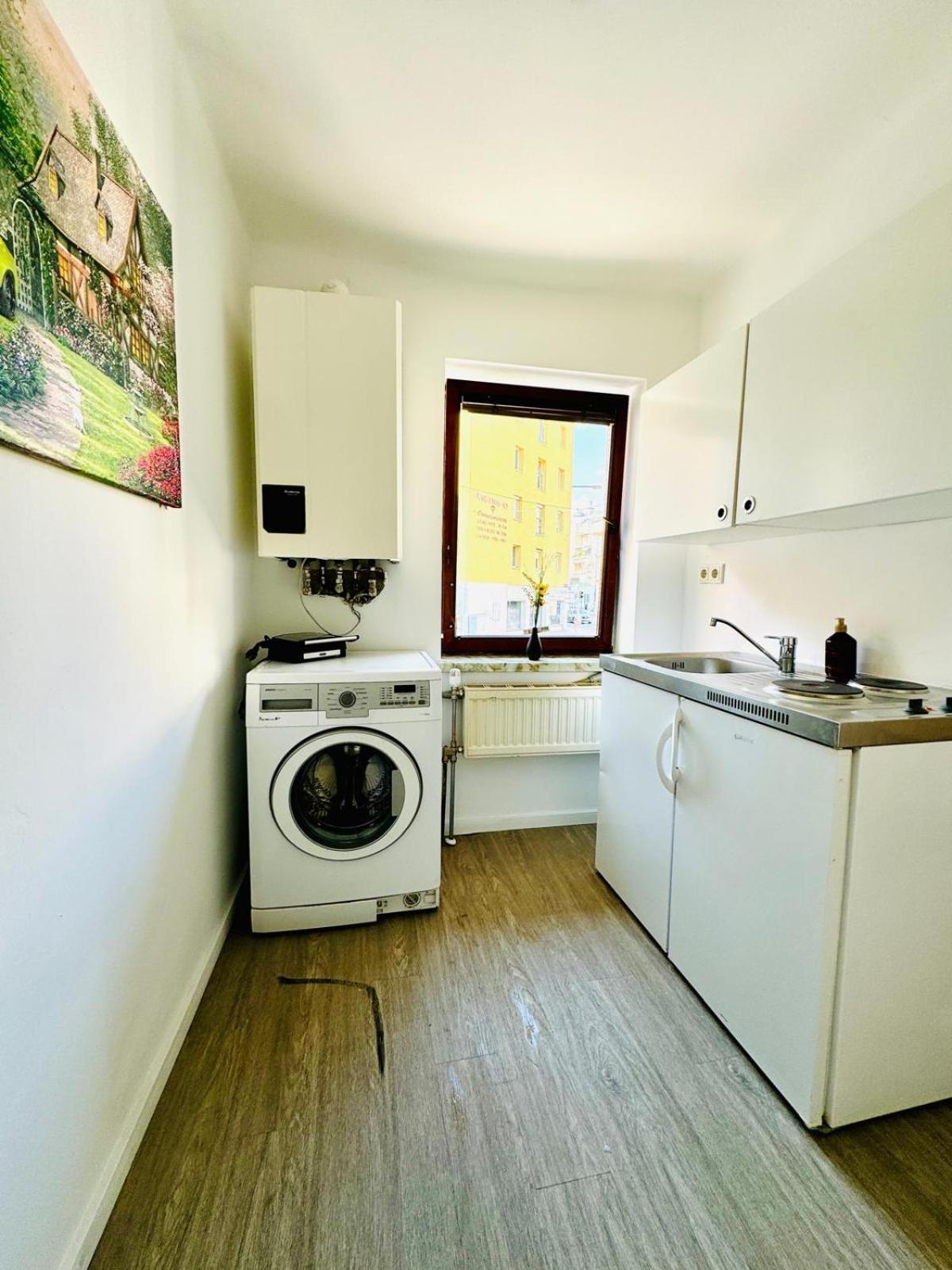 Very Spacious Apartment For Up To 7P With Great Location Wiedeń Zewnętrze zdjęcie